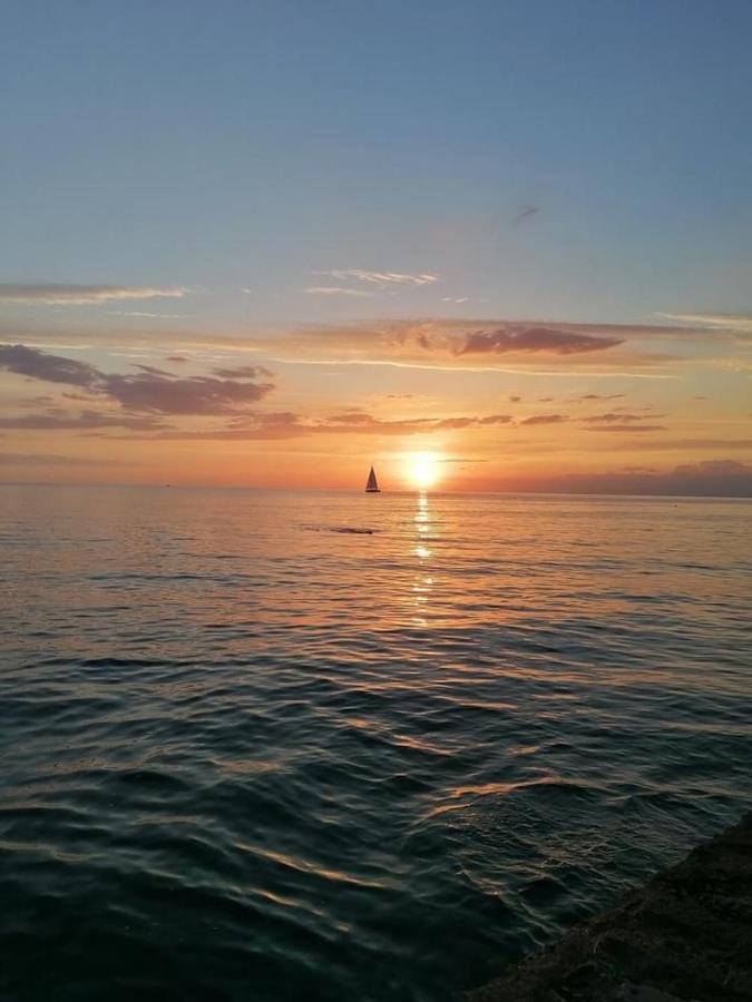 Sonce Apartamento Izola Exterior foto