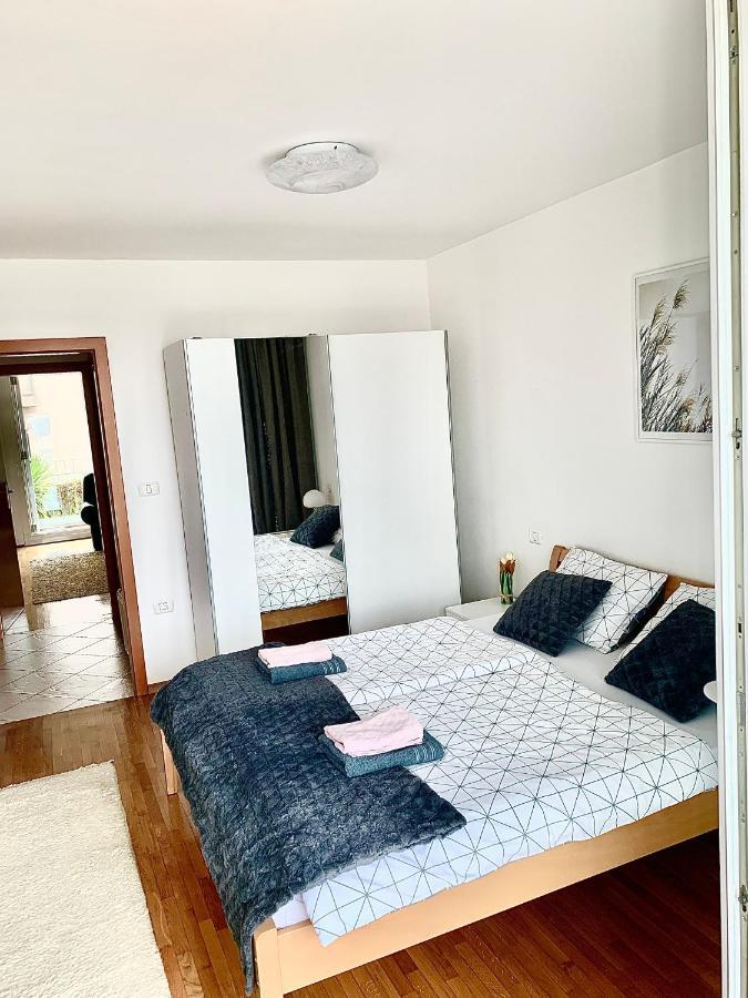 Sonce Apartamento Izola Exterior foto