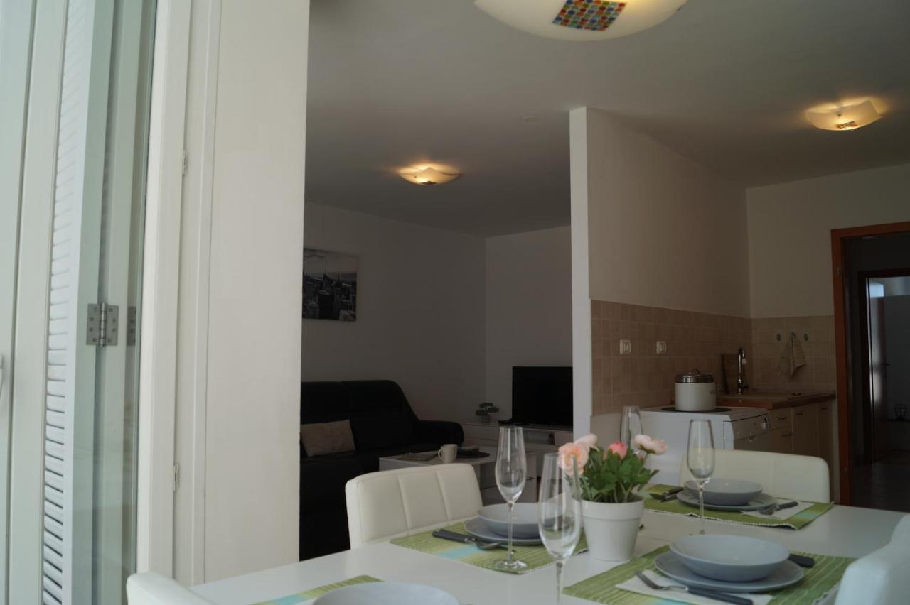 Sonce Apartamento Izola Exterior foto